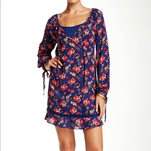 Lily White prairie Dress Size Small Navy Floral - Picture 1 of 8